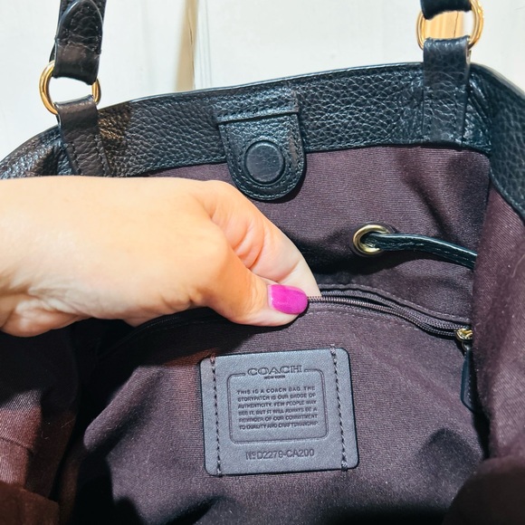 COACH Andy Tote Horse & Carriage Black Leather Luxury Designer Premium Classic - Picture 9 of 14